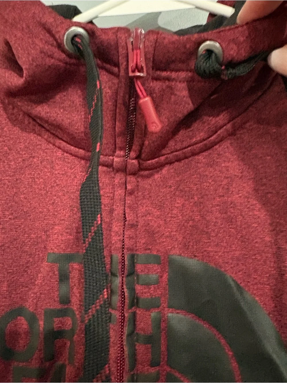 The North Face Mens Large Burgundy Fleece Full Zip Hoodie Logo Thumb Holes
